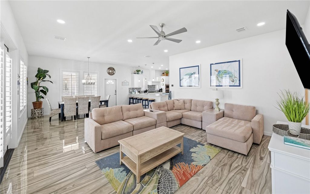 3087 S 11th St 300, Port Aransas, TX 78373 — photo 4