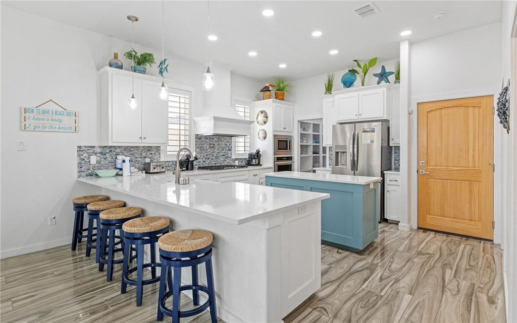 3087 S 11th St 300, Port Aransas, TX 78373 — photo 5