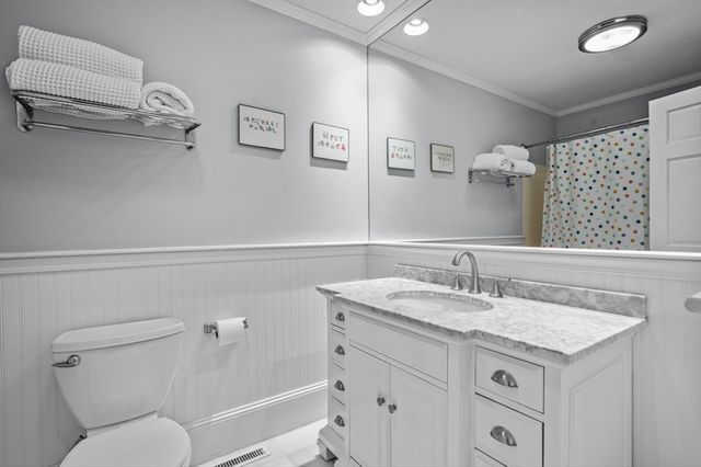 27R West St 4, Beverly, MA 01915