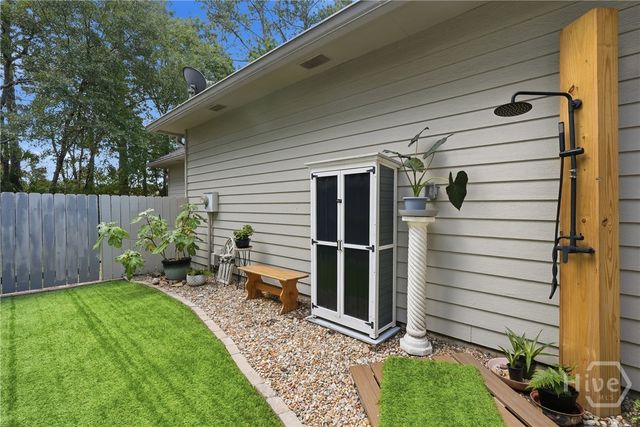 5 Nilsson Drive, Savannah, GA 31410