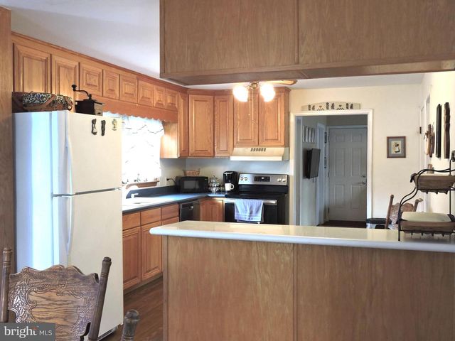 910 PARK DR, Seaford, DE 19973