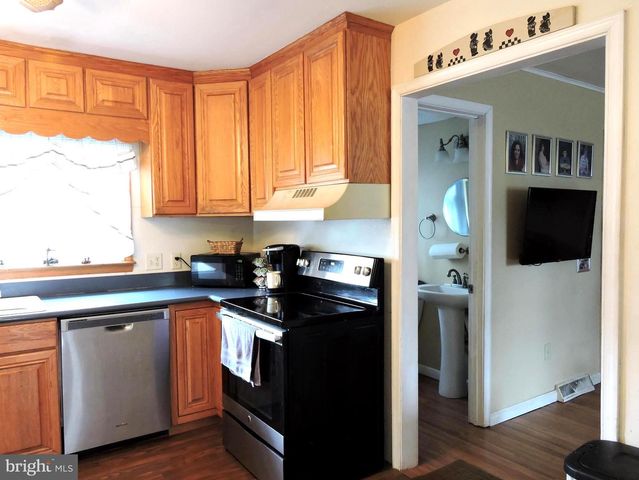 910 PARK DR, Seaford, DE 19973