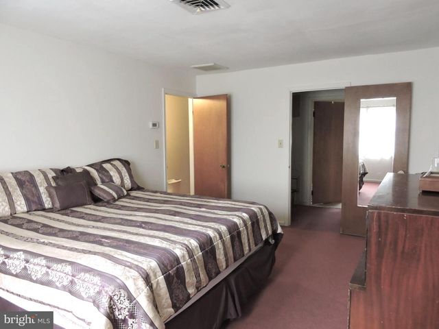 910 PARK DR, Seaford, DE 19973