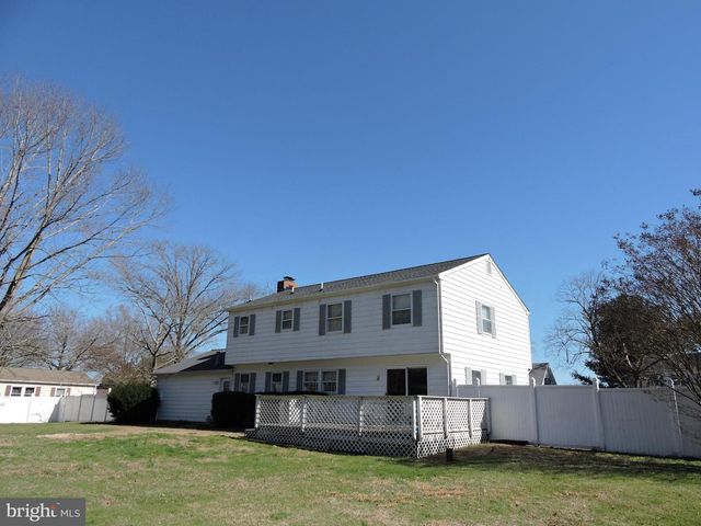 910 PARK DR, Seaford, DE 19973