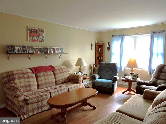 910 PARK DR, Seaford, DE 19973