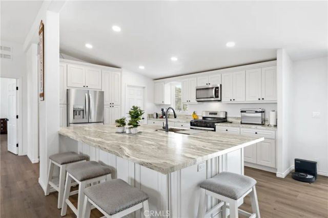 37669 Remuda, Temecula, CA 92592