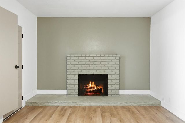 505 W Pico Avenue, Clovis, CA 93612