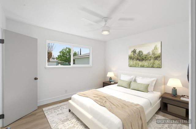 505 W Pico Avenue, Clovis, CA 93612