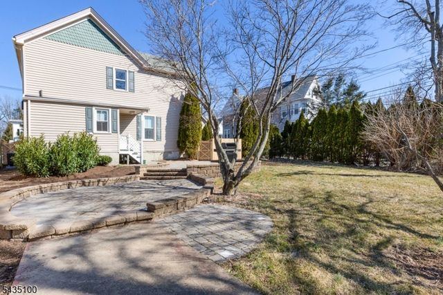 15 Main St, Clinton Twp., NJ 08801
