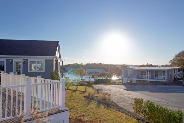 533 Woods Hole Road B102, Falmouth, MA 02540