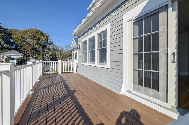 533 Woods Hole Road B102, Falmouth, MA 02540