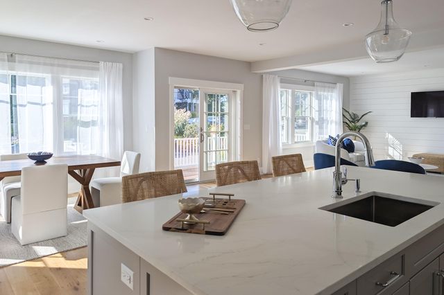 533 Woods Hole Road B102, Falmouth, MA 02540