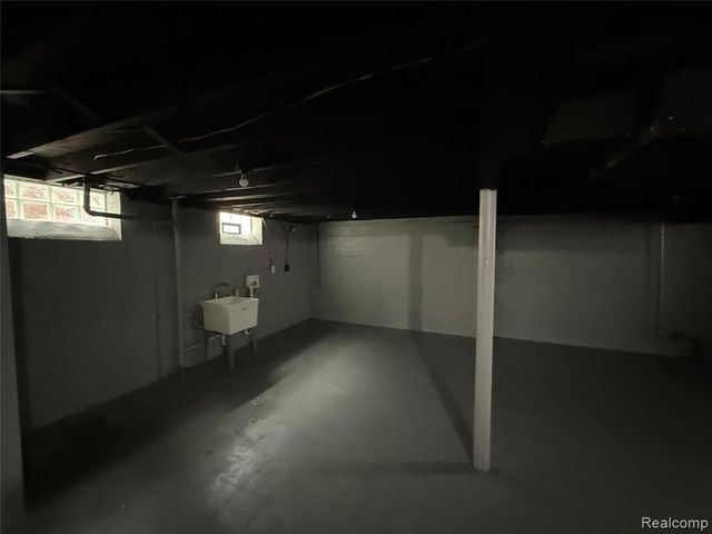 17694 Teppert Street, Detroit, MI 48234