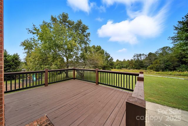 179 Kiziah Lane, Hickory, NC 28601