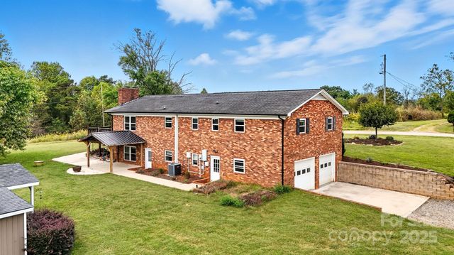 179 Kiziah Lane, Hickory, NC 28601