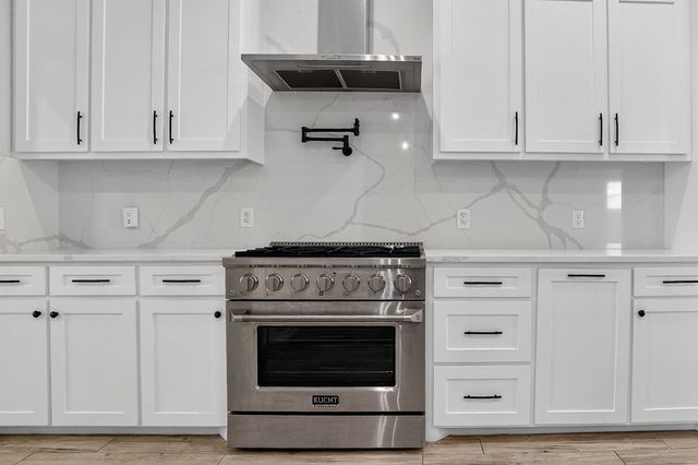 1608 Holloway Ave, Midland, TX 79701