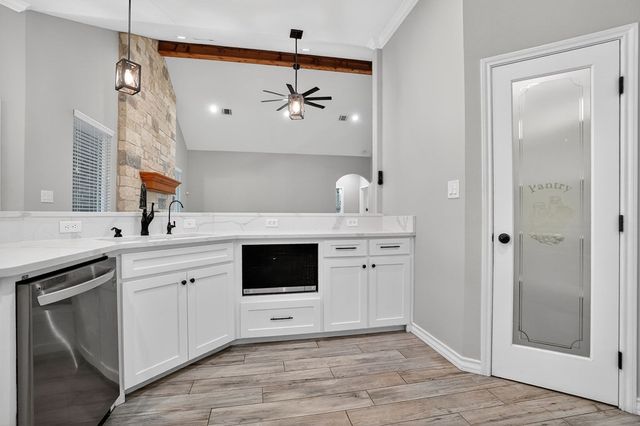 1608 Holloway Ave, Midland, TX 79701