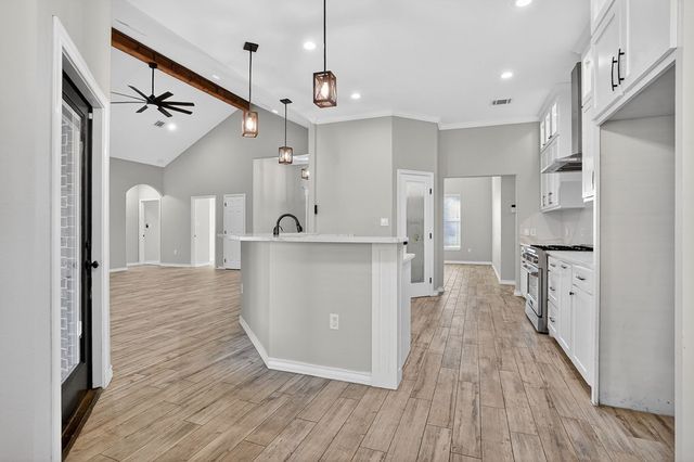 1608 Holloway Ave, Midland, TX 79701