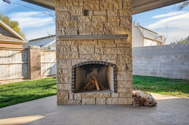 1608 Holloway Ave, Midland, TX 79701