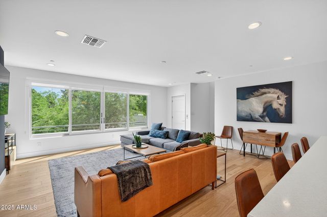 4525 N 40TH Street 7, Phoenix, AZ 85018