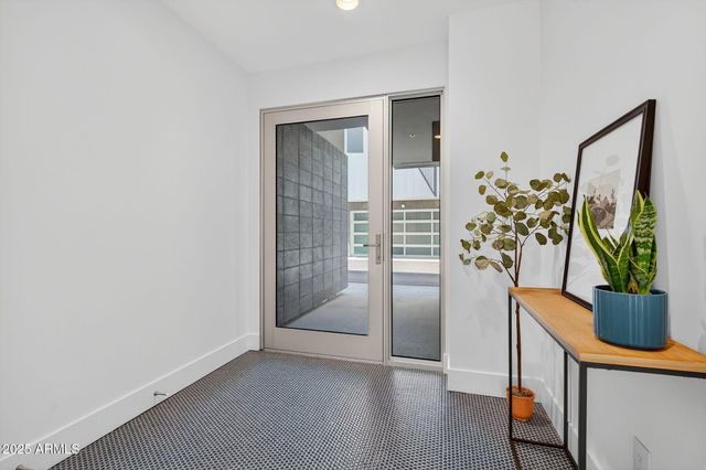 4525 N 40TH Street 7, Phoenix, AZ 85018