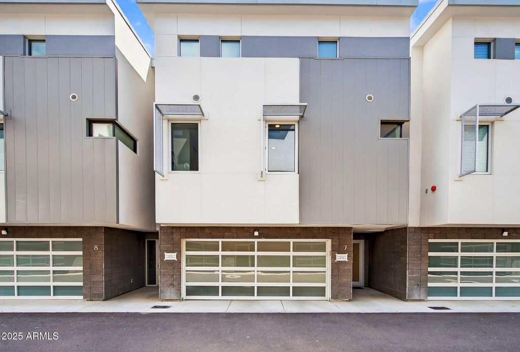 4525 N 40TH Street 7, Phoenix, AZ 85018