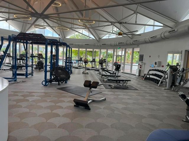 2500 Parkview Dr 2518, Hallandale Beach, FL 33009