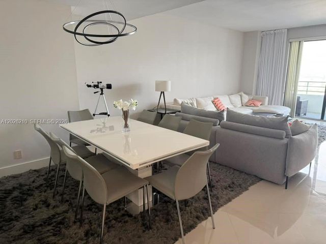 2500 Parkview Dr 2518, Hallandale Beach, FL 33009