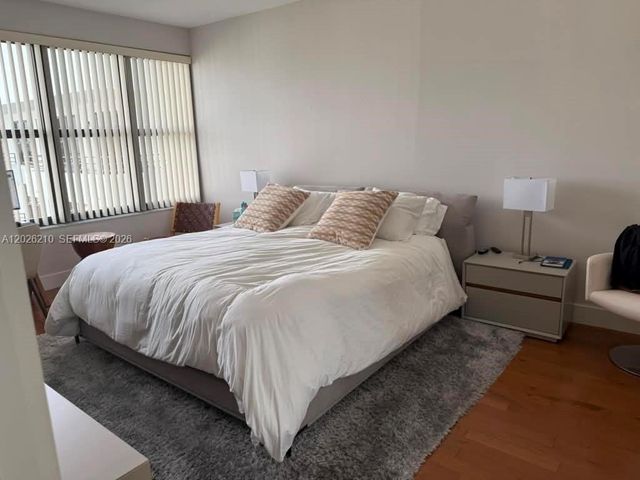 2500 Parkview Dr 2518, Hallandale Beach, FL 33009