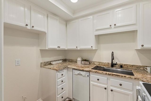 1616 Circa Del Lago C103, San Marcos, CA 92078