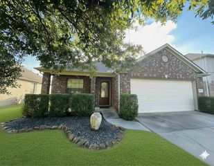 2737 Sandberry Drive, Houston, TX 77345