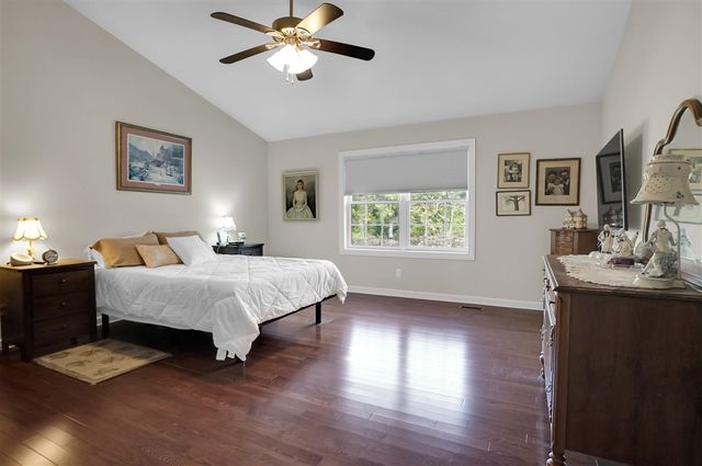 6277 Northridge Woods Drive, Brighton, MI 48116