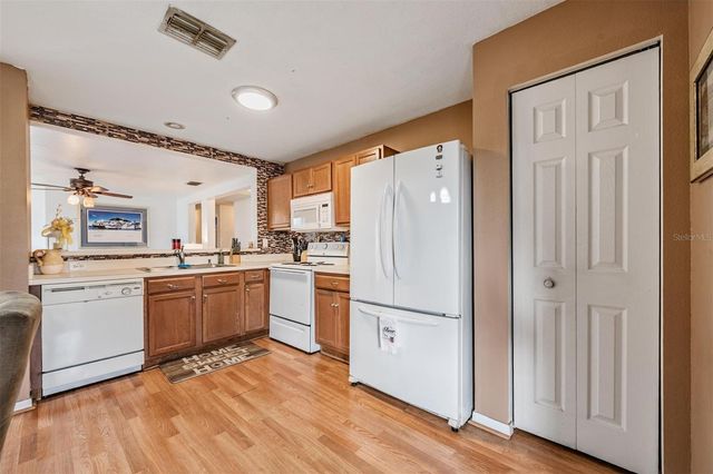 9520 SIMEON DRIVE, Land O Lakes, FL 34638