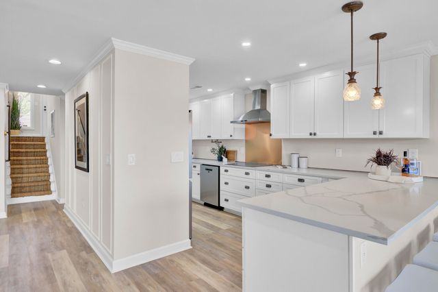150 Wappoo Creek Drive 11, Charleston, SC 29412