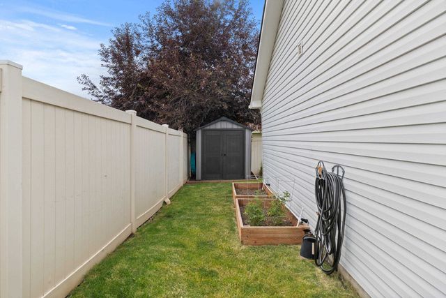 7612 S Dana St, Cheney, WA 99004