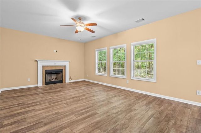103 Cliffhaven Circle, Newnan, GA 30263