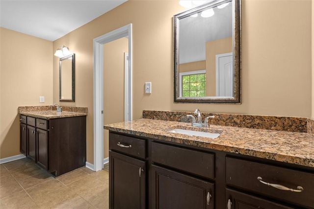 103 Cliffhaven Circle, Newnan, GA 30263