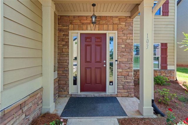 103 Cliffhaven Circle, Newnan, GA 30263