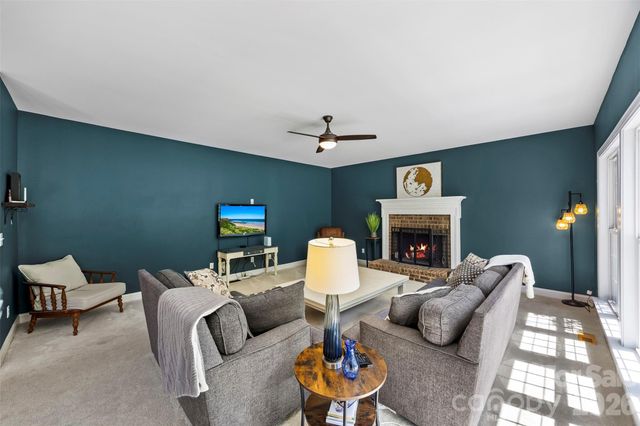 12106 Kane Alexander Drive, Huntersville, NC 28078
