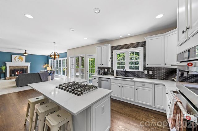 12106 Kane Alexander Drive, Huntersville, NC 28078