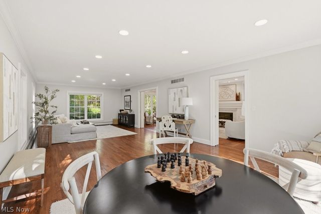 50 Park Lane, Chagrin Falls, OH 44022