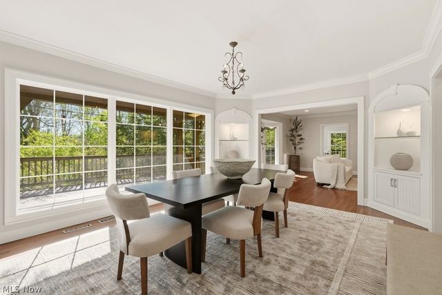50 Park Lane, Chagrin Falls, OH 44022