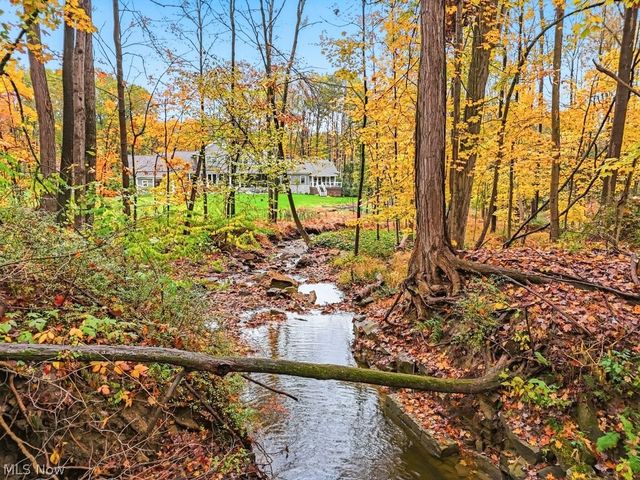 50 Park Lane, Chagrin Falls, OH 44022