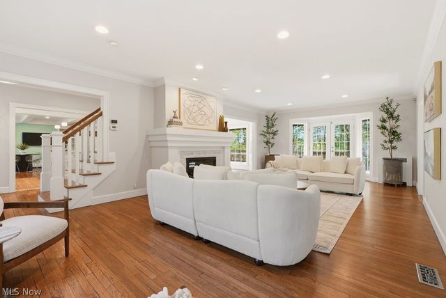 50 Park Lane, Chagrin Falls, OH 44022