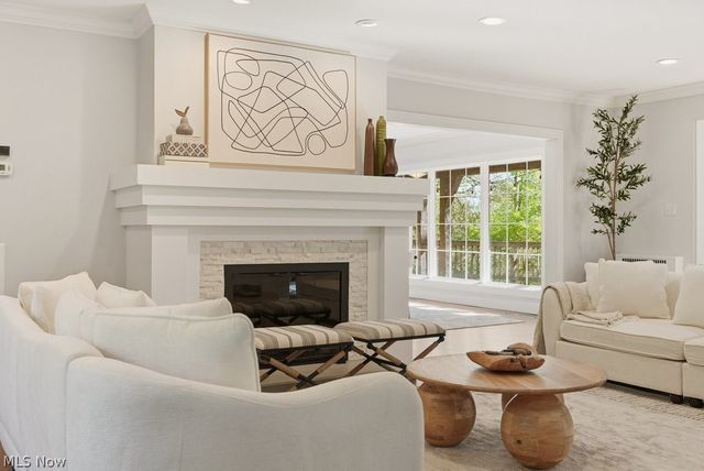 50 Park Lane, Chagrin Falls, OH 44022