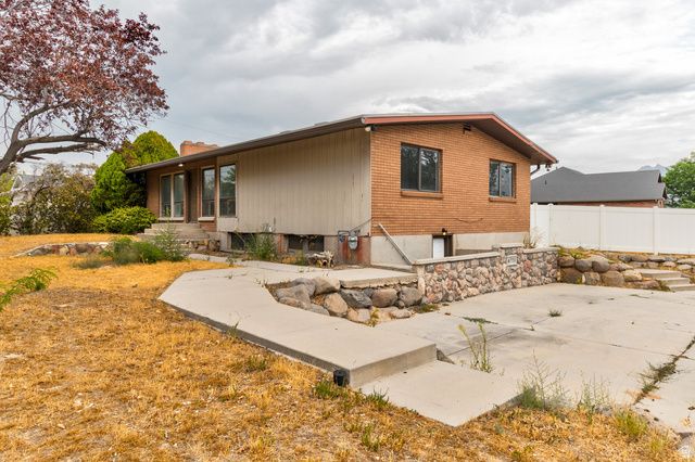 6773 S 1300 W, West Jordan, UT 84084