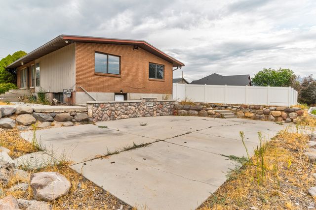 6773 S 1300 W, West Jordan, UT 84084