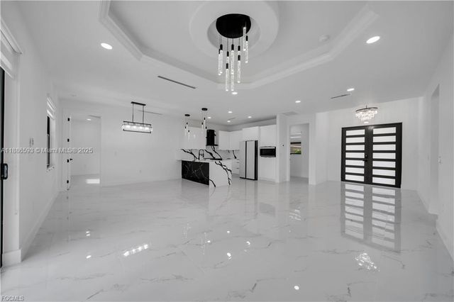 2903 Beluga ST, Lehigh Acres, FL 33972