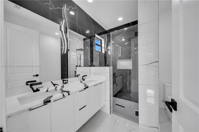 2903 Beluga ST, Lehigh Acres, FL 33972