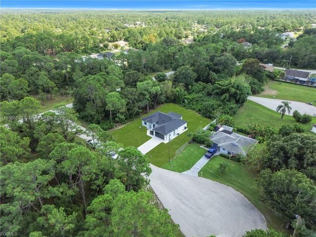 2903 Beluga ST, Lehigh Acres, FL 33972